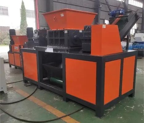 Endüstriyel Atık Plastik Kırıcı Makinesi Çift Çubuklu Otomatik Kırıcı Makinesi