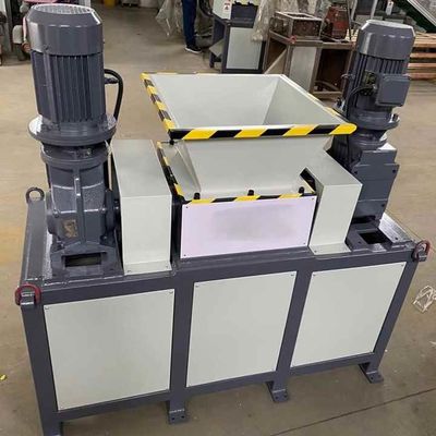 Ağır Görevli Endüstriyel Çöp Makinesi Büyük Kapasite Çöp Metal Araba Vücut Çöp Makinesi Çöp Makinesi