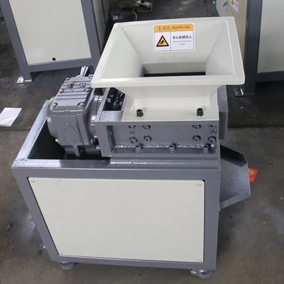 Compact Twin Shaft PCB Board Shredder Makine Atık Çelik için